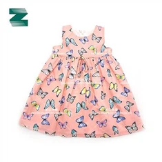 Klänning för barn med tryck vävt tyg